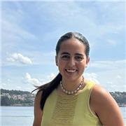 Ahora mismo estoy estudiando un grado de la rama de ciencias de la educación, por lo que ya se varias técnicas de enseñanza. Tengo dos hermanos pequeños y siempre les ayude a estudiar todas las asignaturas.